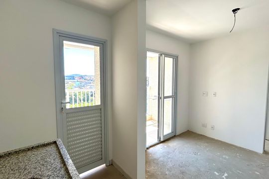 Cozinha de apartamento à venda com 2 quartos, 45m² em Vila Galvão, Guarulhos