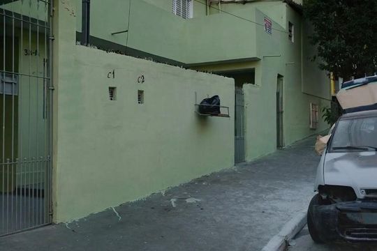 Fachada de casa à venda com 4 quartos, 120m² em Jardim Indaia, São Paulo