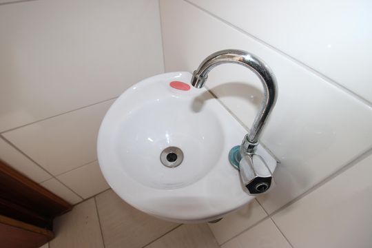 Lavabo de apartamento para alugar com 1 quarto, 35m² em Cidade Líder, São Paulo