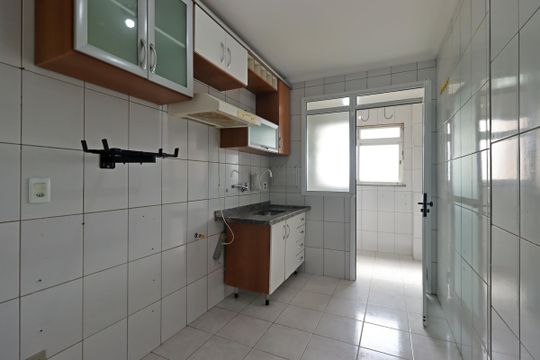 Cozinha de apartamento à venda com 3 quartos, 69m² em Parque Erasmo Assunção, Santo André