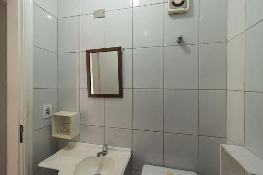 Banheiro Social de apartamento à venda com 3 quartos, 69m² em Parque Erasmo Assunção, Santo André