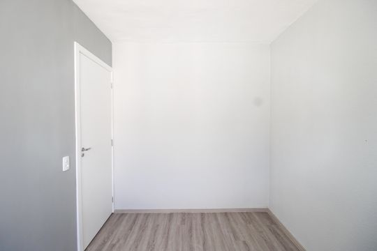 Quarto 2 de apartamento para alugar com 2 quartos, 42m² em Fazenda Caguaçu, São Paulo