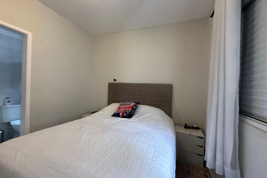 Suíte de apartamento à venda com 3 quartos, 72m² em Jardim Maria Helena, Barueri