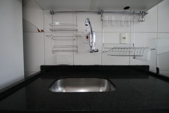 Cozinha de apartamento para alugar com 1 quarto, 38m² em Vila Andrade, São Paulo