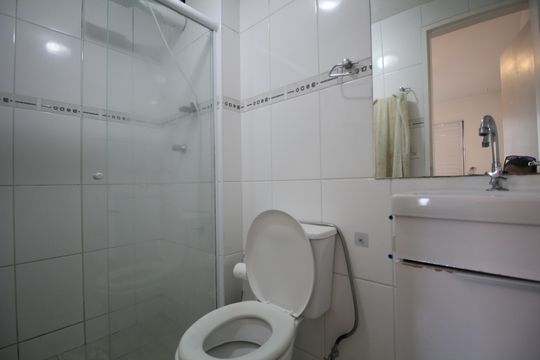 Banheiro da Suíte de apartamento para alugar com 1 quarto, 38m² em Vila Andrade, São Paulo