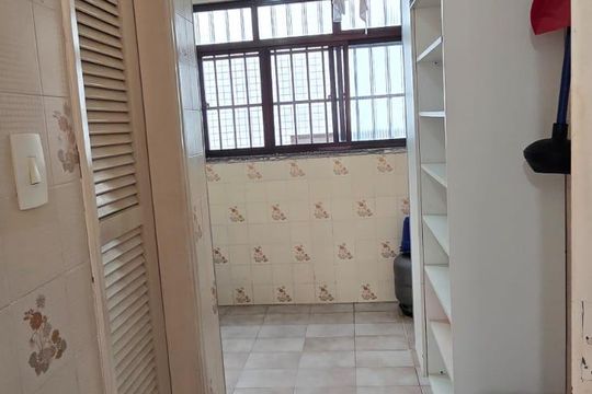 Área de serviço de apartamento para alugar com 2 quartos, 85m² em Vila Caiçara, Praia Grande