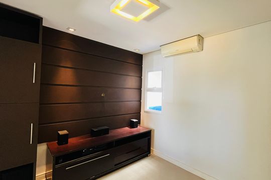 Casa de Condomínio para alugar com 3 quartos, 310m² em Parque Taquaral, Campinas