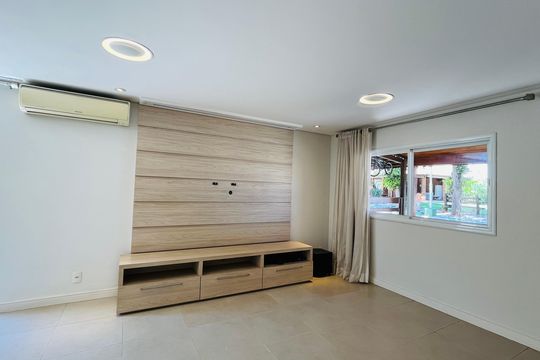 Casa de Condomínio para alugar com 3 quartos, 310m² em Parque Taquaral, Campinas