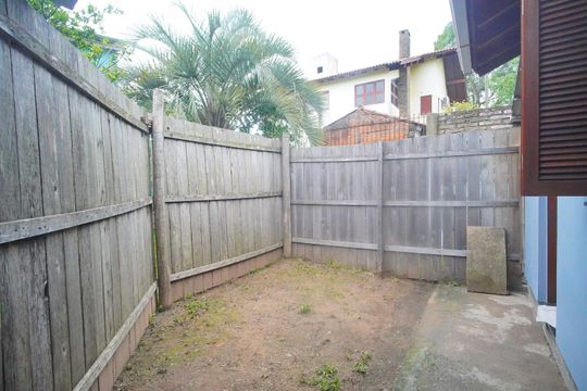 Quintal de casa para alugar com 2 quartos, 50m² em Feitoria, São Leopoldo