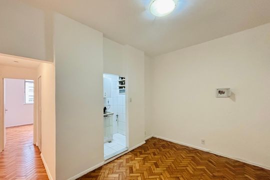 Apartamento à venda com 1 quarto, 51m² em Copacabana, Rio de Janeiro