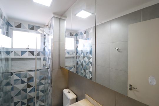 Banheiro Social de apartamento para alugar com 3 quartos, 90m² em Tubalina, Uberlândia