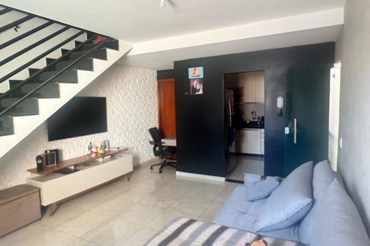 Casa para alugar com 2 quartos, 90m² em Candelária, Belo Horizonte