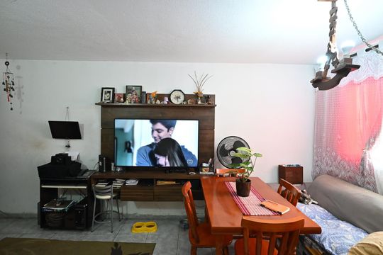 Sala de apartamento à venda com 2 quartos, 55m² em Parque Pinheiros, Taboão da Serra