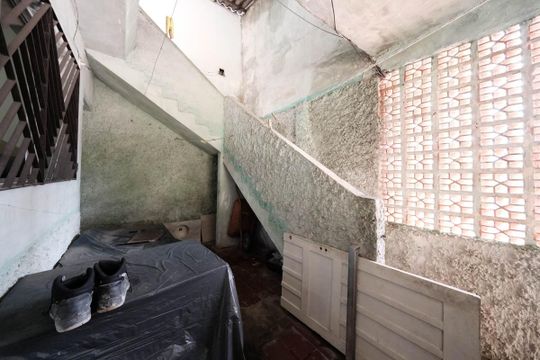 Área externa de casa à venda com 4 quartos, 150m² em Jardim Três Marias, São Paulo