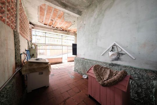 Área externa de casa à venda com 4 quartos, 150m² em Jardim Três Marias, São Paulo