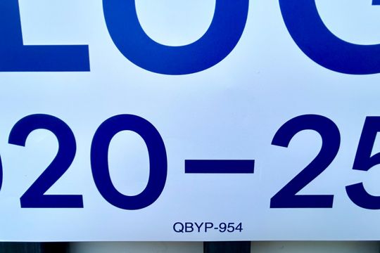 Código da placa QBYP-954 de casa para alugar com 3 quartos, 150m² em Parque Jurema, Guarulhos