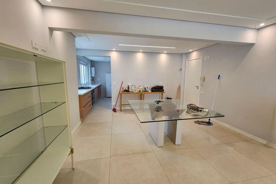 Sala de apartamento para alugar com 3 quartos, 111m² em Jardim Maria Rosa, Taboão da Serra