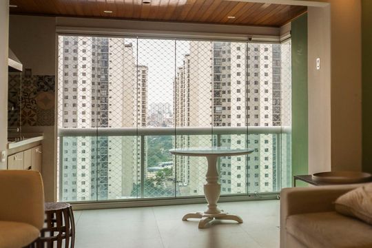 Apartamento para alugar com 3 quartos, 111m² em Jardim Maria Rosa, Taboão da Serra