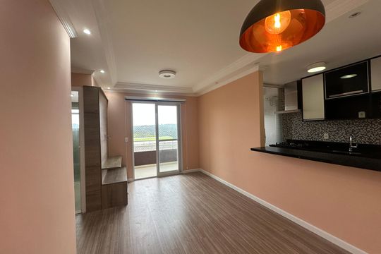 Sala de apartamento para alugar com 2 quartos, 58m² em Jardim Maria Helena, Barueri