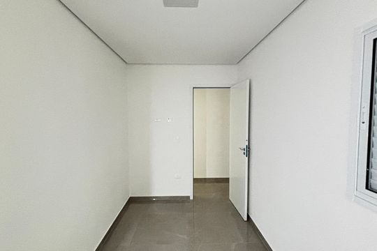 Quarto de apartamento à venda com 2 quartos, 65m² em Vila Curuçá, Santo André