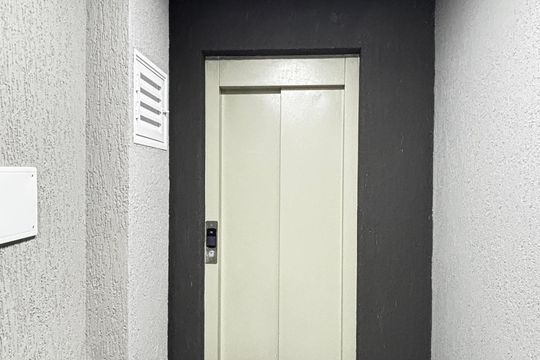 Elevador de apartamento à venda com 2 quartos, 65m² em Vila Curuçá, Santo André