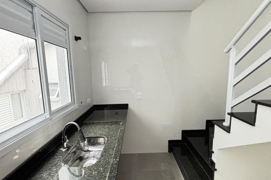 Cozinha de apartamento à venda com 2 quartos, 100m² em Vila Curuçá, Santo André