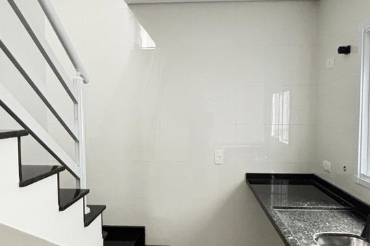 Cozinha de apartamento à venda com 2 quartos, 100m² em Vila Curuçá, Santo André