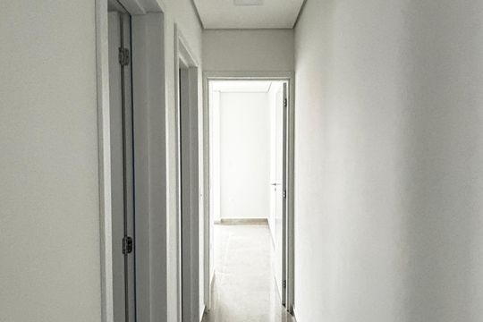 Corredor de apartamento à venda com 2 quartos, 100m² em Vila Curuçá, Santo André
