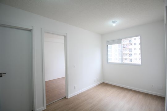 Sala de apartamento para alugar com 2 quartos, 34m² em Vila Prel, São Paulo