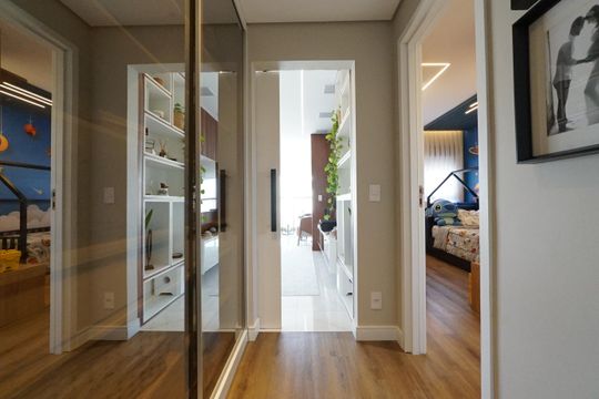 Corredor de apartamento à venda com 2 quartos, 85m² em Vila Mariana, São Paulo