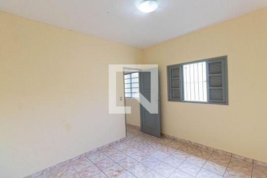 Quarto 1 de casa à venda com 2 quartos, 100m² em Vila Paranagua, São Paulo