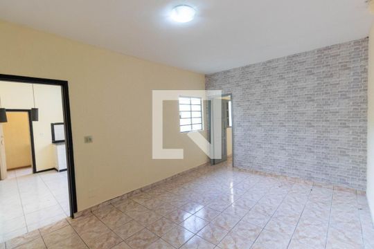 Casa à venda com 2 quartos, 100m² em Vila Paranagua, São Paulo