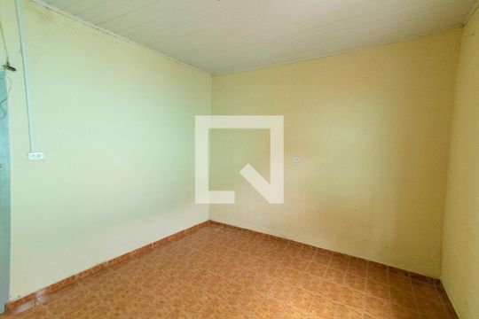 Quarto 2 de casa à venda com 2 quartos, 100m² em Vila Paranagua, São Paulo