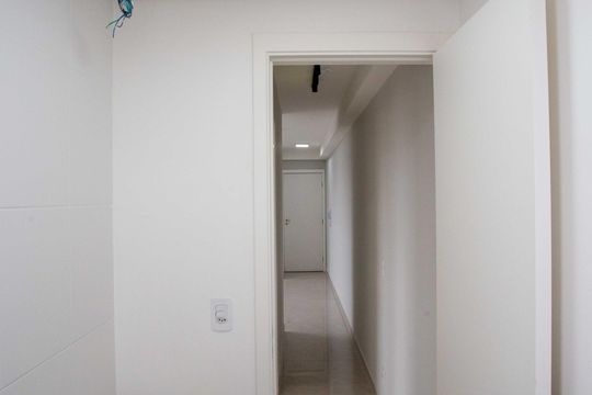 Banheiro de apartamento à venda com 2 quartos, 44m² em Piraporinha, Diadema