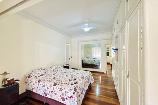 Casa à venda com 4 quartos, 380m² em Urca, Rio de Janeiro