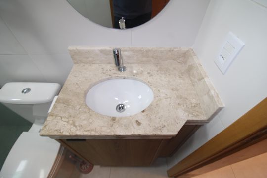 Banheiro 2 de apartamento para alugar com 2 quartos, 42m² em Água Fria, São Paulo