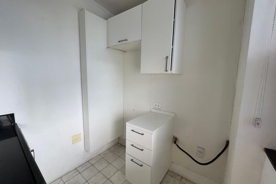 Cozinha de apartamento à venda com 1 quarto, 50m² em Barra da Tijuca, Rio de Janeiro
