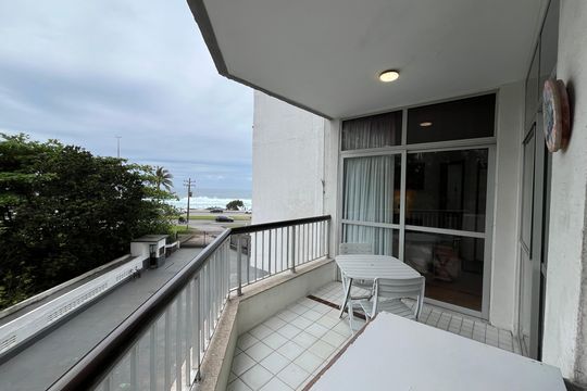Varanda da Sala de apartamento à venda com 1 quarto, 50m² em Barra da Tijuca, Rio de Janeiro