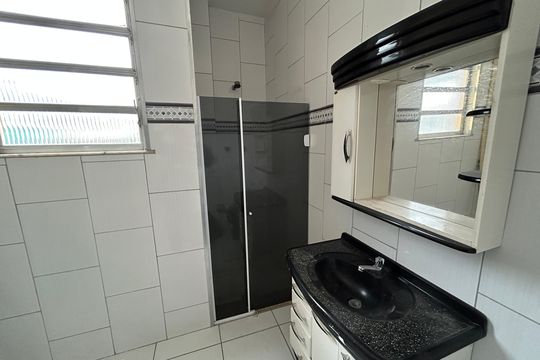 Banheiro Social de casa à venda com 3 quartos, 260m² em Vila Valqueire, Rio de Janeiro