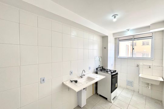 Cozinha de apartamento para alugar com 2 quartos, 45m² em Jardim Lourdes, Ferraz de Vasconcelos