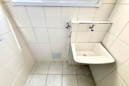Área de Serviço de apartamento para alugar com 2 quartos, 45m² em Jardim Lourdes, Ferraz de Vasconcelos