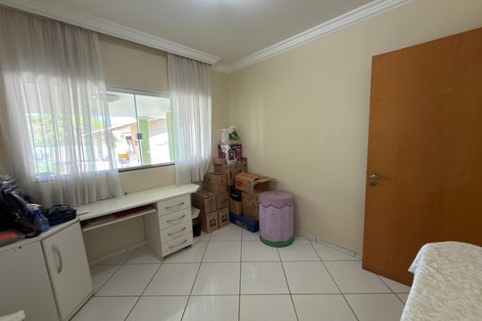 Casa à venda com 7 quartos, 683m² em Vicente Pires, Brasília