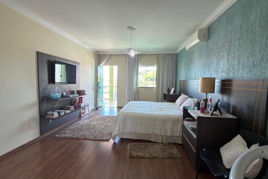 Casa à venda com 7 quartos, 683m² em Vicente Pires, Brasília