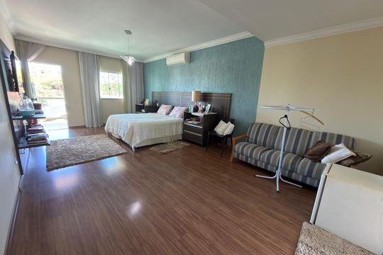 Casa à venda com 7 quartos, 683m² em Vicente Pires, Brasília