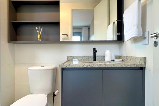Banheiro da Suíte de apartamento para alugar com 1 quarto, 25m² em Pinheiros, São Paulo