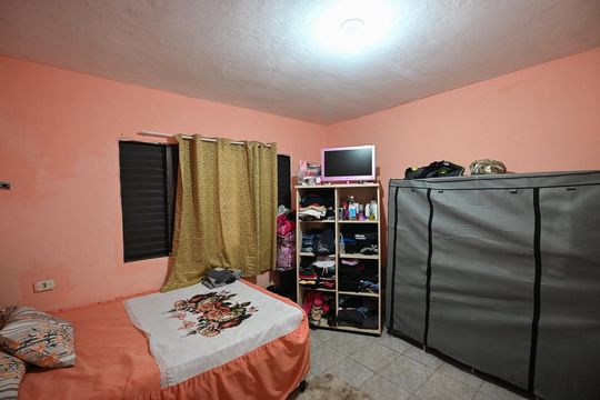 Quarto da Casa 2 de casa à venda com 5 quartos, 125m² em Jardim Raposo Tavares, Taboão da Serra