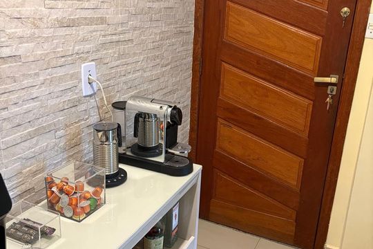 Corredor de apartamento para alugar com 3 quartos, 110m² em Nova Era, Juiz de Fora