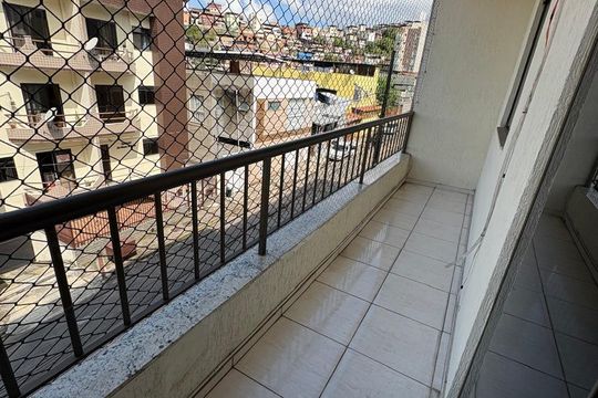 Varanda de apartamento para alugar com 3 quartos, 110m² em Nova Era, Juiz de Fora