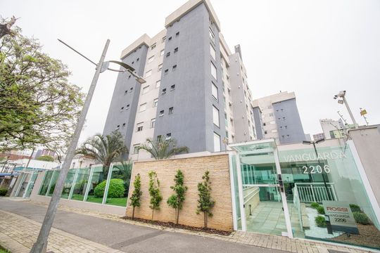Fachada de apartamento à venda com 2 quartos, 187m² em Água Verde, Curitiba