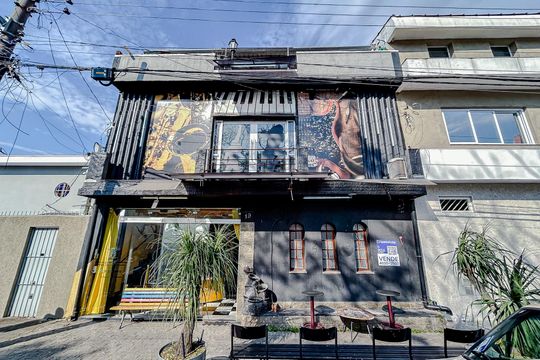 Fachada com Plaquinha de casa à venda com 5 quartos, 270m² em Tatuapé, São Paulo